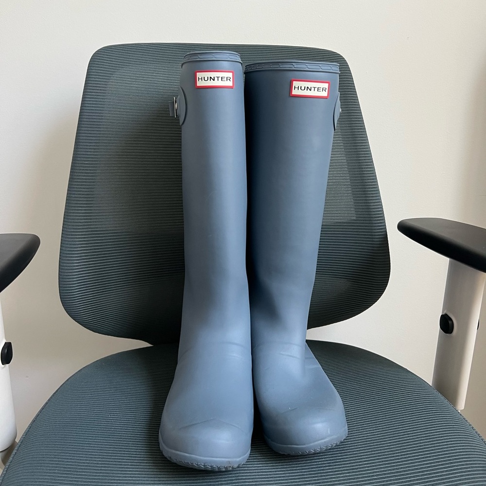 Women’s Hunter Rain Boots Blue Tall Matte sz 9